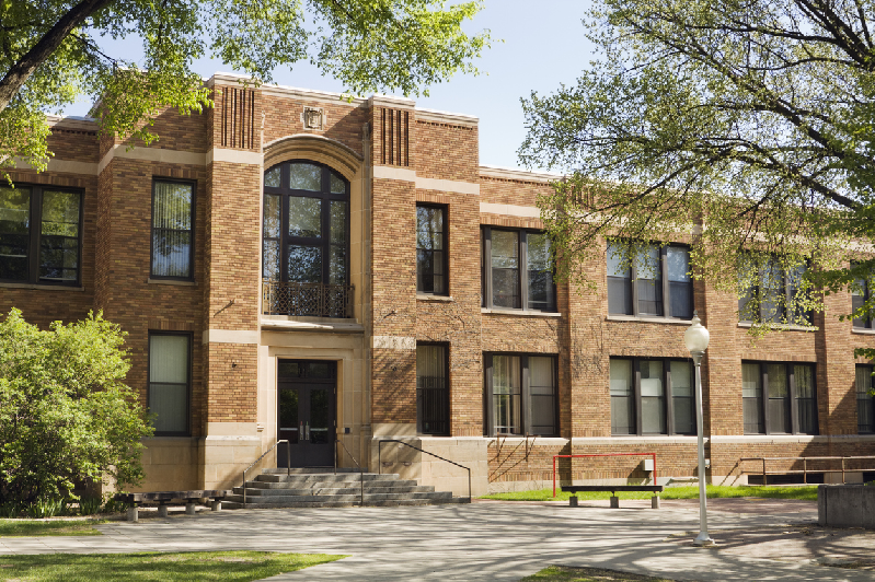 scholl-800x533 Picture of a college